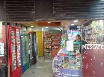 Local comercial , Retiro · Espectacular Local Via Publica