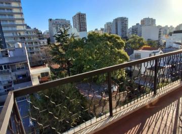 Departamento · 52m² · 3 Ambientes · 1 Cochera · Excelente Oportunidad 3amb + Cochera con Vista Abierta