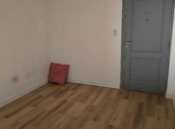 PH de 2 ambientes, Morón · PH en Planta Baja de 2 Ambientes en Excelente Ubicación Lado Norte Sobre Calle Caseros