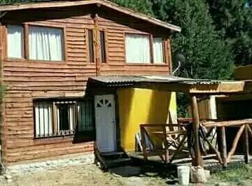 Casa · 170m² · 3 Ambientes · 1 Cochera · Venta - 2 Cabañas en Lago Puelo, Chubut