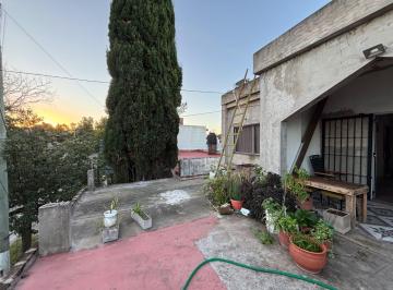 Casa · 260m² · 5 Ambientes · Venta Casa Multifamiliar de 2 Plantas