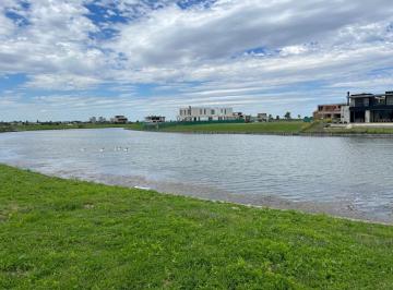 Terreno · 947m² · Venta Lote Al Agua de 947 m² Los Puentes Nordelta Acepta Financiacion Hasta 40%
