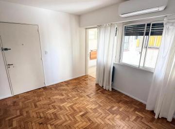 Departamento de 1 ambiente, Caballito · Departamento con 23 m² en Venta en Caballito Impecable. Split. Luminoso.