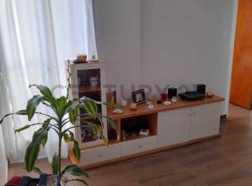 Departamento · 33m² · 2 Ambientes · Alquiler 2 Ambientes Amoblado en Villa del Parque | Reciclado a Nuevo | Excelente Ubicación Sobre No