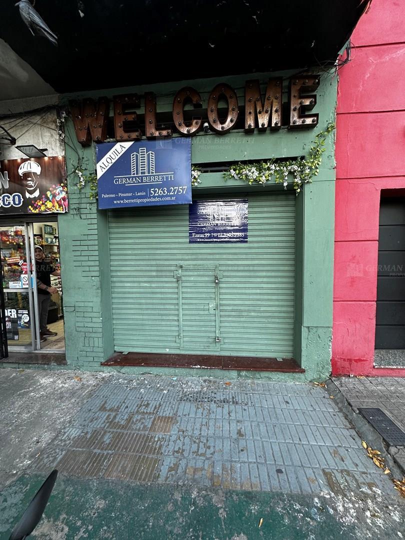 H Yrigoyen 4900,  Lanús Oeste, Lanús