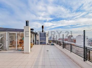 Departamento · 61m² · 3 Ambientes · 1 Cochera · Duplex Depto 3 Amb + Quincho y Cochera
