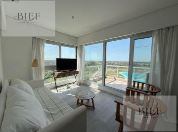 Departamento · 70m² · 3 Ambientes · 1 Cochera · Departamento - Remeros Beach