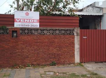 Bodega-Galpón , Lanús · Bodega - Galpón con 80 m² Construidos en Venta, Lanús Este