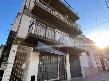 Departamento de 4 ambientes, Velez Sarsfield · Departamento 4 Ambientes Frente con Balcon Corrido Sin Exxpensas