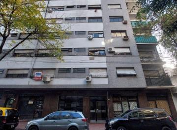 Departamento de 2 ambientes, Constitución · 2 Ambientes Contrafrente Super Luminoso Balcon Aterrazado Muy Buen Estado Virrey Ceballos 877