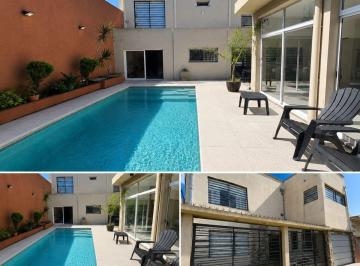Casa de 5 ambientes, Quilmes · Venta de Casa Zona Residencial, Quilmes (330 m², Piscina Clim. Quincho, Suite, Garaje. Impecable)