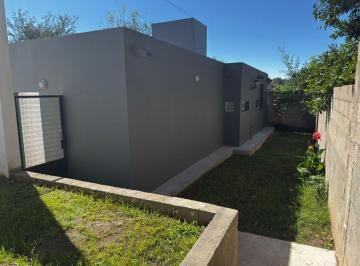 Casa de 5 ambientes, Córdoba · Housing en Saldán — 3 Dorm., Patio y Doble Cochera a 1 Cuadras de La Plaza de Los Cañones