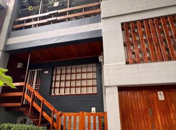 PH · 119m² · 3 Ambientes · 1 Cochera · Venta de Excelente PH en Villa Crespo 2 Dorm. y Terraza