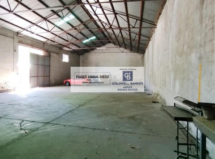 Bodega-Galpón · 389m²