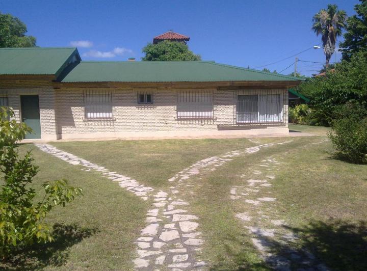 Casa · 150m² · 5 Ambientes · 2 Cocheras