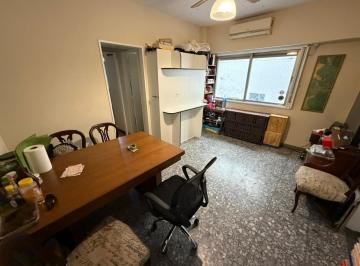 Departamento · 40m² · 2 Ambientes · Cómodo 2 Ambientes Funcional en Una Excelente Ubicación, Ideal Para Vivir Como Para Invertir