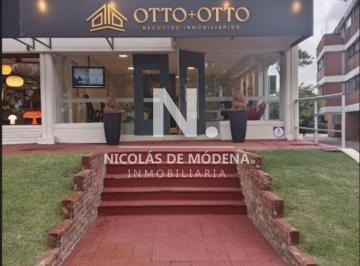 Foto1 · En Venta Local de 100 m² en Av Italia, Punta del Este