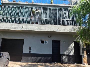 Casa · 186m² · 8 Ambientes · Venta Casa + Galpon Forest 7300