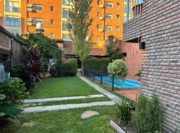 Casa de 5 ambientes, San Fernando · Casa con Cochera y Pileta – Excelente Ubicación