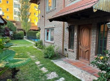 Casa de 5 ambientes, San Fernando · Casa en Alquiler – Excelente Ubicación