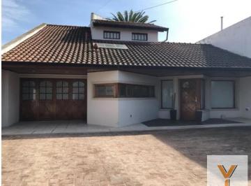 Casa · 265m² · 4 Ambientes · Casa en Venta - 3 Dorm. 2 Baños - Mar del Plata