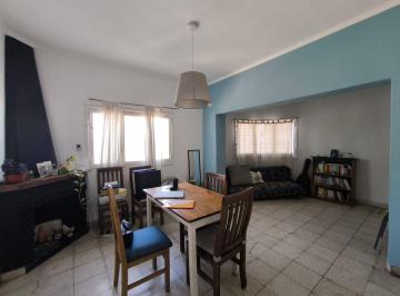 Casa · 135m² · 5 Ambientes · 2 Cocheras · Venta Casa Mas Departamento San Jose Guaymallen