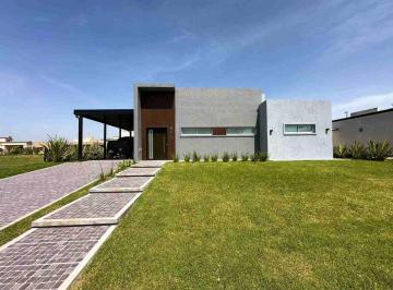 Casa · 171m² · 4 Ambientes · 2 Cocheras · Casa 4 Ambientes en Venta en Horizontes Al Sur