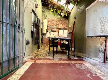 PH · 75m² · 3 Ambientes · Venta PH 3 Amb. C/ Patio Monte Chingolo