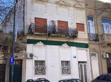 Terreno · 422m² · Casa Barracas a Refaccionar Lote Ideal Inversores