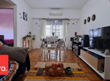 Departamento · 52m² · 3 Ambientes · Departamento 3 Amb Balcon Venta Muy Luminoso