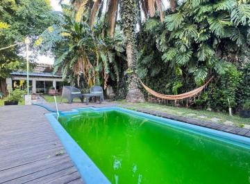 PH · 144m² · 4 Ambientes · PH Tipo Casa 4 Amb en Venta Flores Pilet Parq Quin