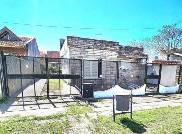Casa · 150m² · 3 Ambientes · 2 Cocheras · Venta Casa 3 Amb 390 m Multifamiliar + Galpon Merlo