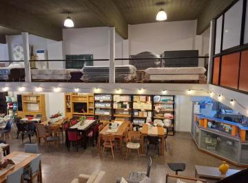 Local comercial · 850m² · Venta Local con Depto 4 Amb. - Lanús Este