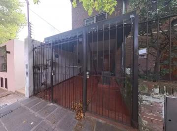 Casa · 129m² · 5 Ambientes · 1 Cochera · Casa 5 Amb Venta San Isidro Zona Colegios