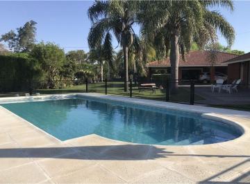 Quinta vacacional · 302m² · 4 Dormitorios · 2 Cocheras · Casa en Venta 4 Dorm. en Altos del Sauce