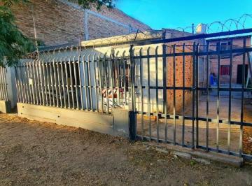 Casa · 170m² · 7 Ambientes · 2 Cocheras · Venta Casa Mas 2 Departamentos San Rafael Mendoza