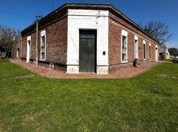 Casa de 7 ambientes, San Antonio de Areco · Dos Casas en Venta en Villa Lia