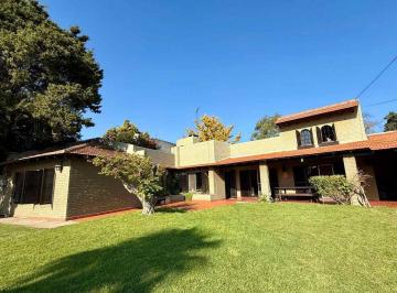 Casa · 182m² · 4 Ambientes · Venta Casa en Gonnet