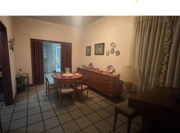Casa · 125m² · 4 Ambientes · 2 Cocheras · Casa en Venta en La Plata