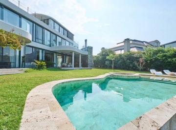 Casa · 401m² · 8 Ambientes · 5 Cocheras · Venta Casa Nordelta Lagos del Golf Al Agua