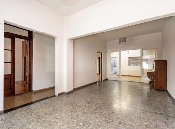 Casa · 75m² · 4 Ambientes · Casa en Venta Montecastro 4 Ambientes