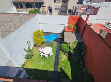 Casa · 234m² · 6 Ambientes · 1 Cochera · Venta Casa Jardin Pileta Cochera Liniers
