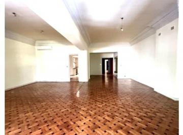 Departamento · 227m² · 4 Ambientes · Recoleta Venta Piso a Reciclar 4 Ambientes 252 m²