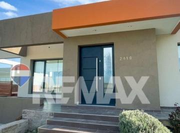 Casa · 201m² · 6 Ambientes · Barrio Solares del Marqués