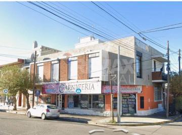 Edificio · 400m² · Local en Esquina + 2 Departamentos - Centro