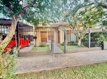 Casa · 80m² · 3 Ambientes · 2 Cocheras · Venta Casa 3amb Burzaco