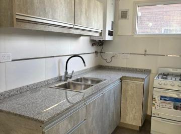 Departamento · 70m² · 3 Ambientes · Duplex en Venta de 2 Dorm 2 Baños y Patio