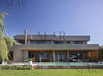 Casa · 500m² · 9 Ambientes · 2 Cocheras · Casa en Venta en Albanueva, Tigre con Salida Al Río Luján