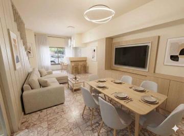 Casa · 128m² · 4 Ambientes · 1 Cochera · Venta Casa Cuatro Ambientes Parque Chacabuco