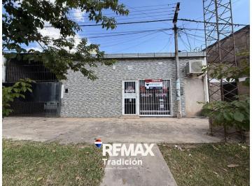 Casa · 126m² · 5 Ambientes · 2 Cocheras · Casa C/local a La Venta 5 Amb. en Gral. San Martin